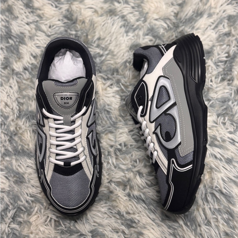 Dior Men's Black and Gray Sneakers